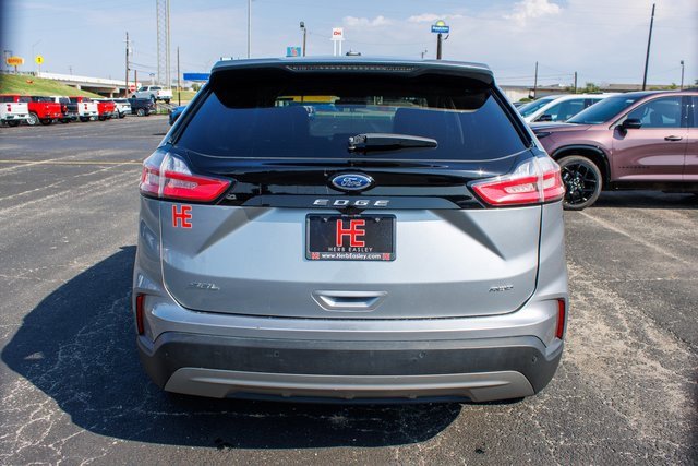 Used 2024 Ford Edge SEL image 4
