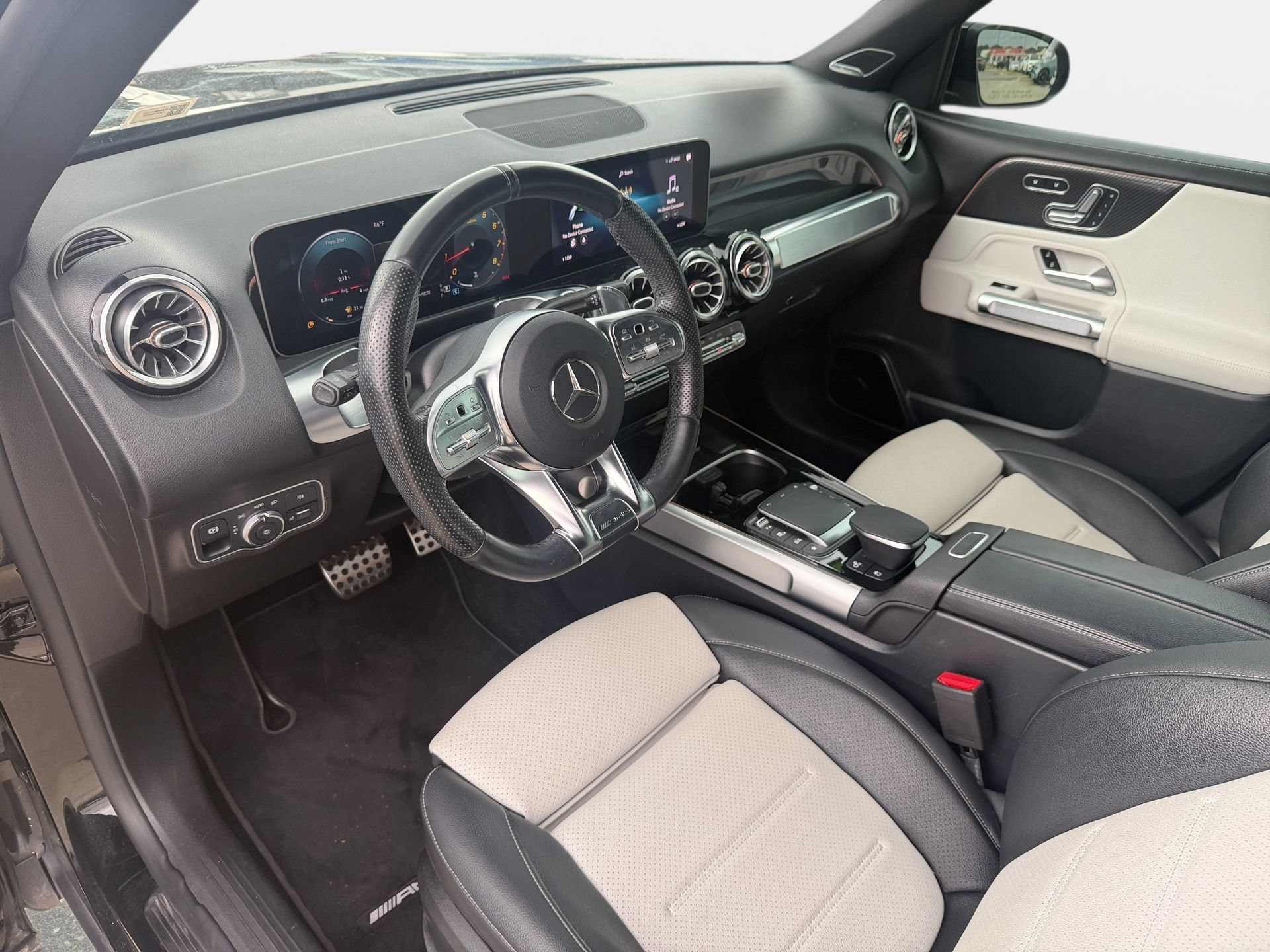 Used 2021 Mercedes-Benz GLB 35 AMG 4MATIC image 15