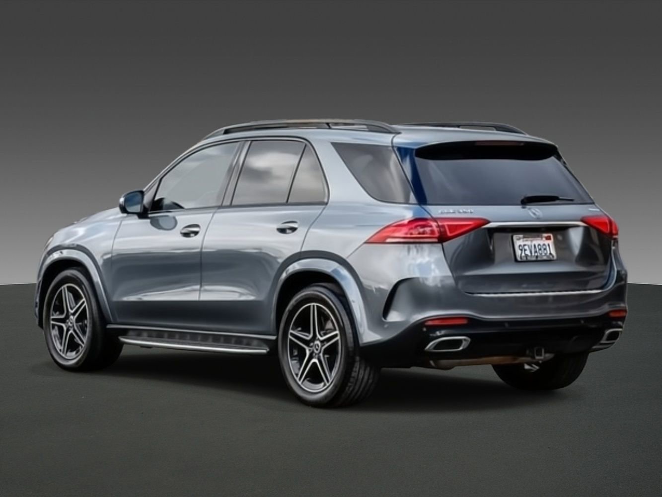 Used 2022 Mercedes-Benz GLE 350 4MATIC image 2