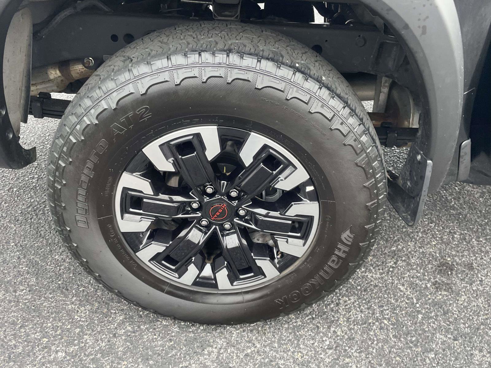 Used 2024 Nissan Frontier PRO-4X image 3