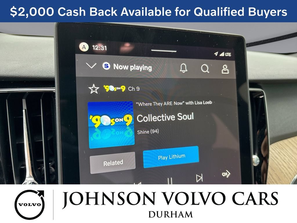 New 2026 Volvo XC60 B5 Plus w/ Protection Package Premier AWD/4WD image 12