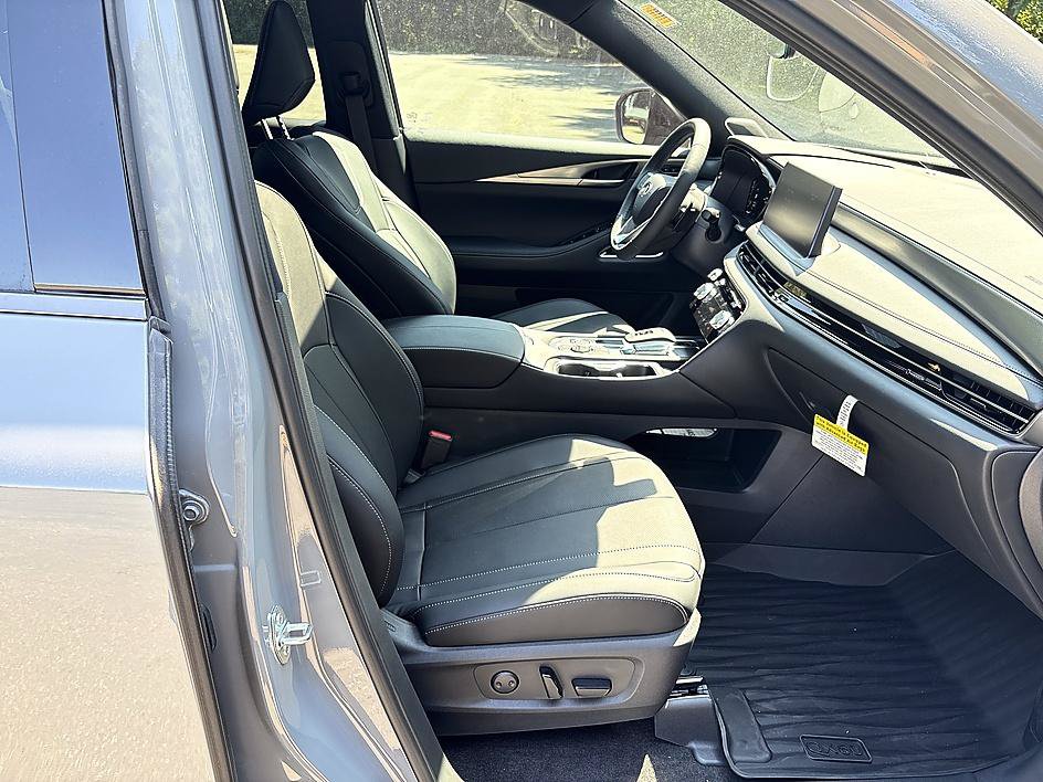 New 2027 INFINITI QX60 Sport AWD/4WD image 21