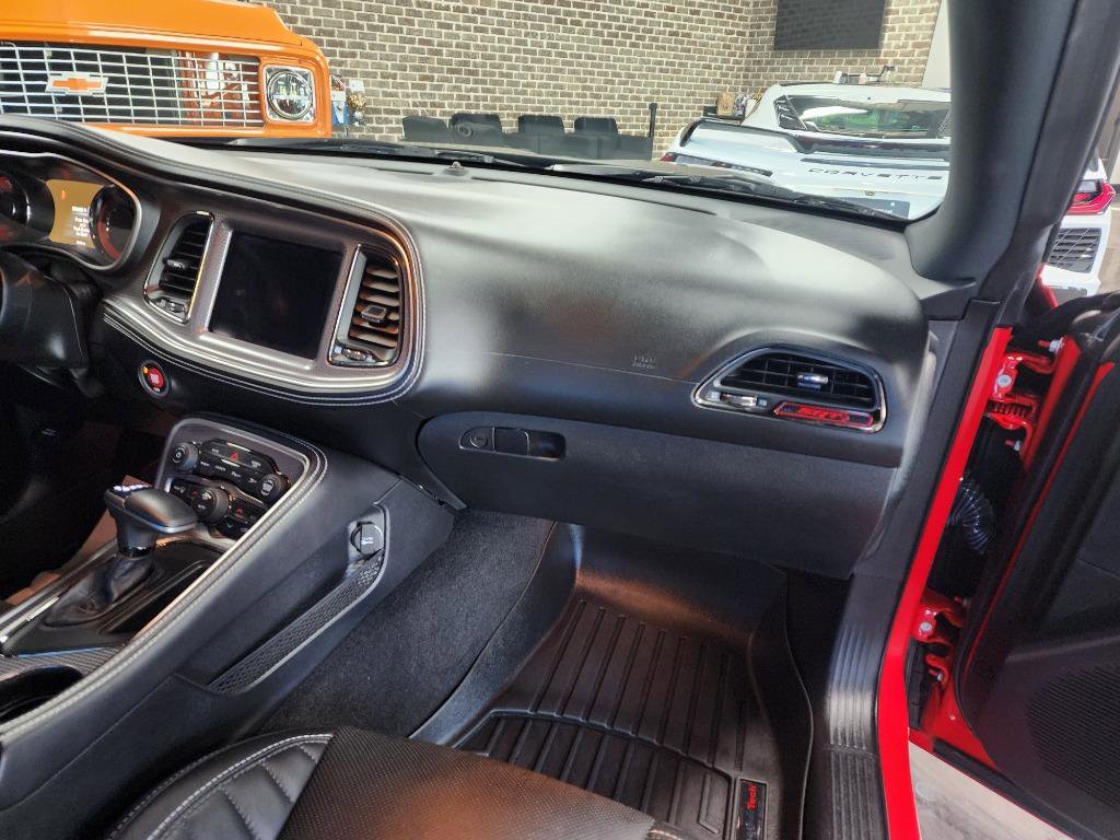 Used 2020 Dodge Challenger SRT Hellcat image 12