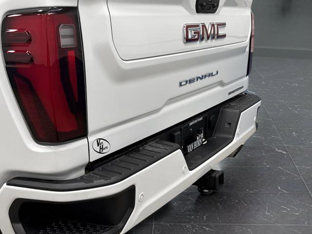 Used 2025 GMC Sierra 2500 Denali w/ Technology Package AWD/4WD image 39