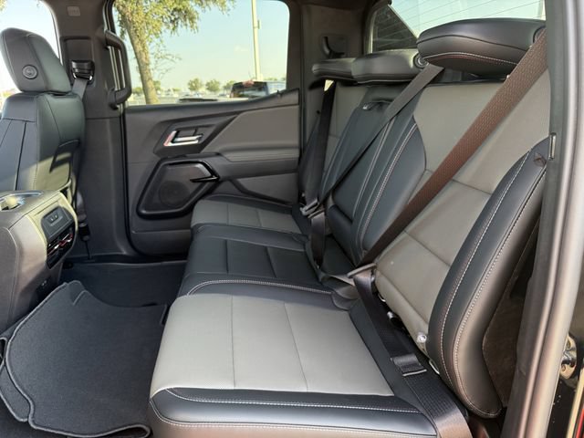 New 2026 Chevrolet Silverado EV Trail Boss w/ Premium Package AWD/4WD image 29
