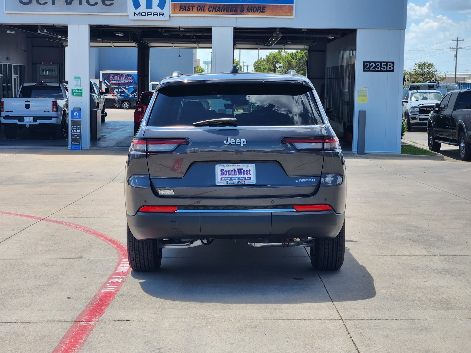 New 2026 Jeep Grand Cherokee L Laredo RWD image 8