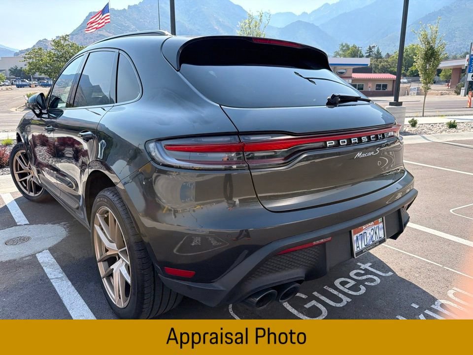 Certified 2023 Porsche Macan S AWD/4WD image 15