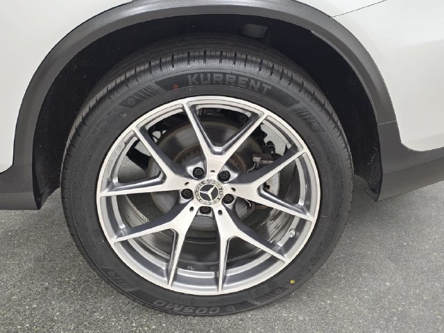 Used 2020 Mercedes-Benz GLC 300 4MATIC image 33