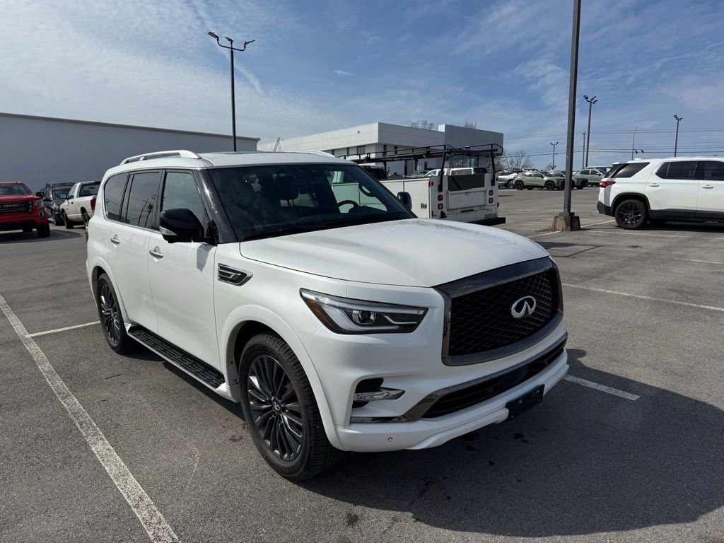 Used 2024 INFINITI QX80 Sensory image 1
