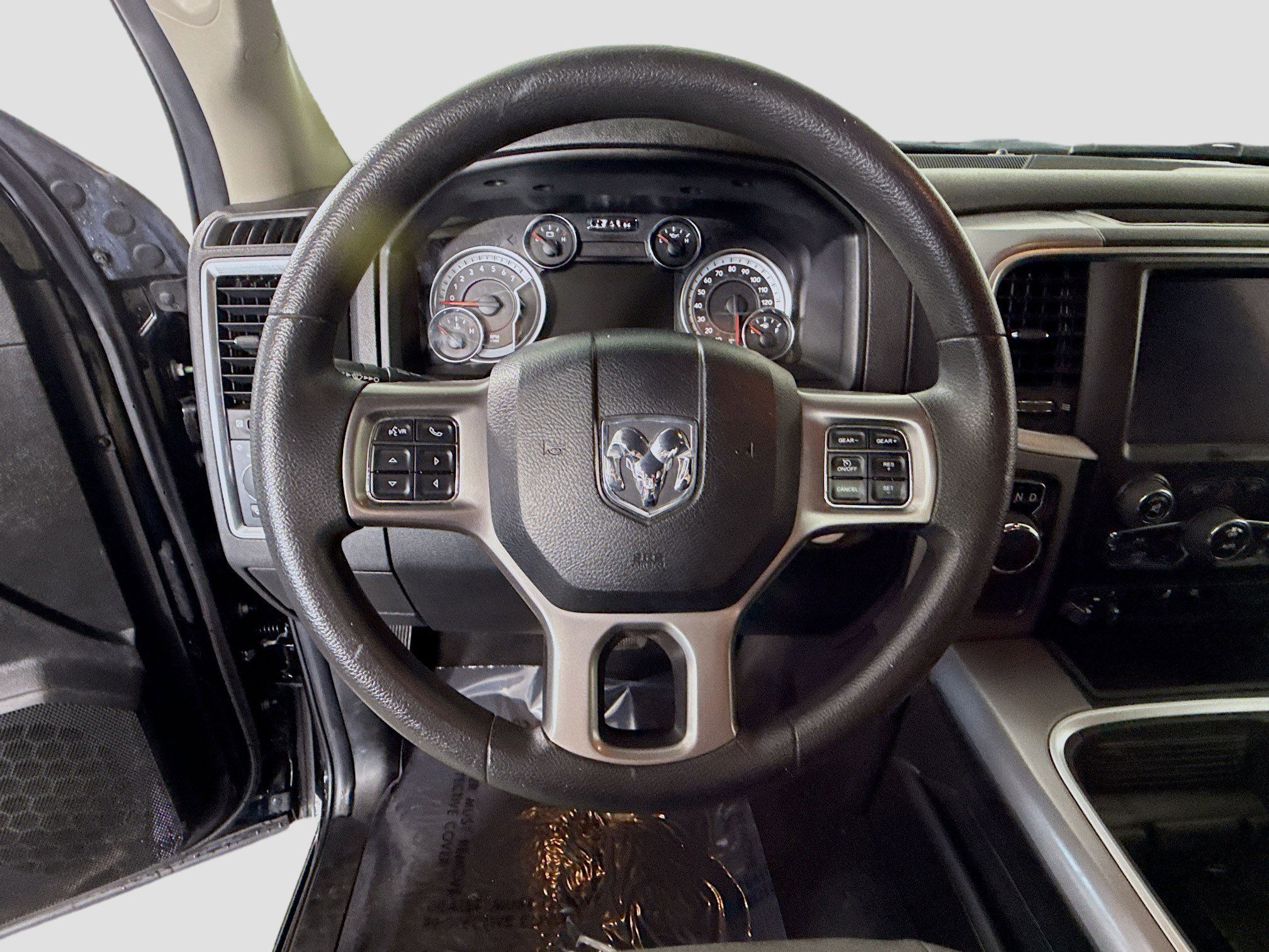 Used 2023 RAM 1500 Classic SLT w/ Trailer & Traction Group image 13