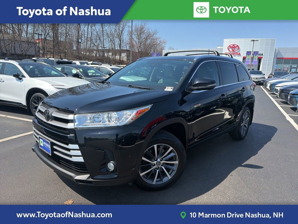 Certified 2018 Toyota Highlander XLE image 1