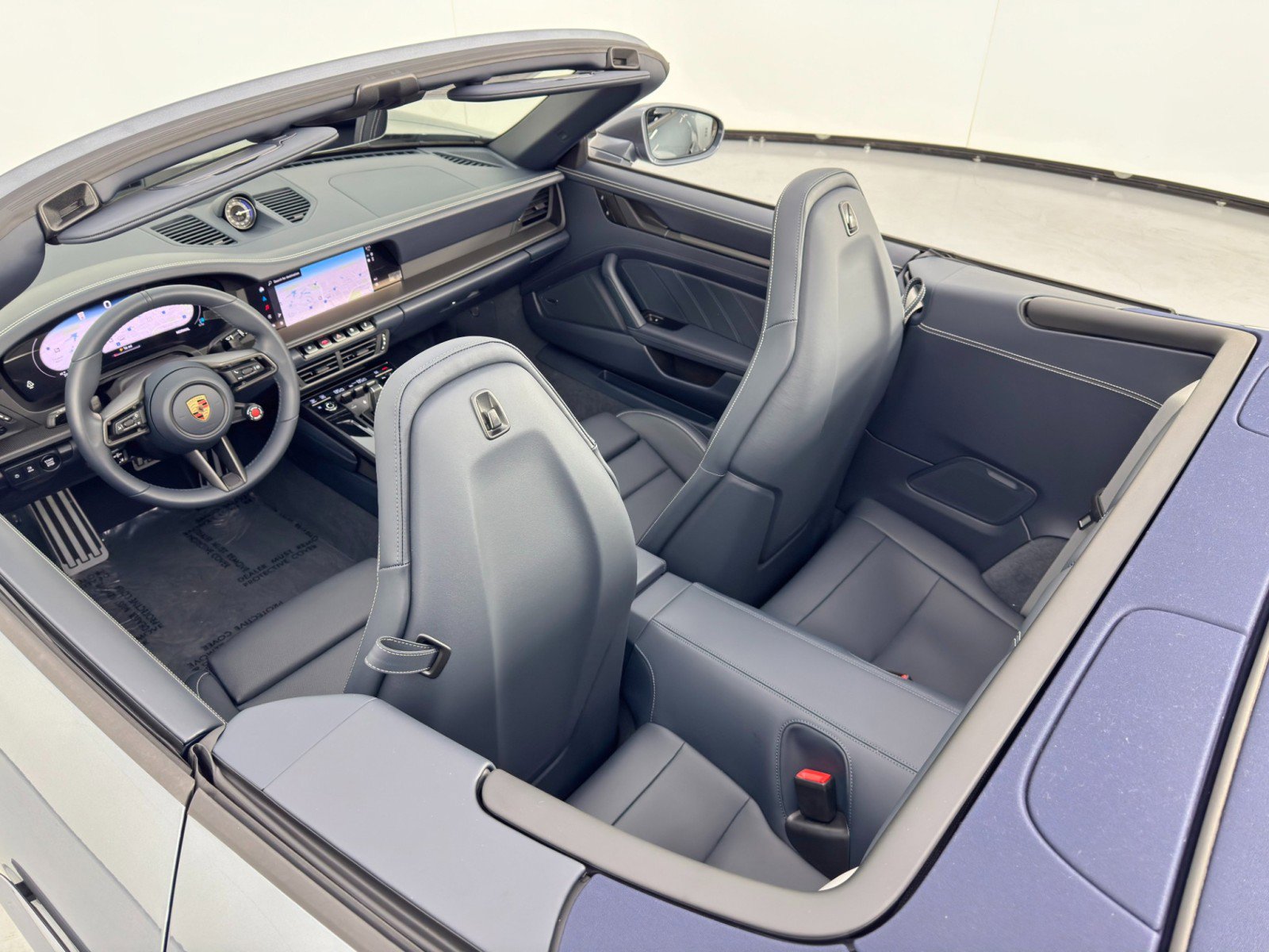 Used 2025 Porsche 911 Carrera image 43