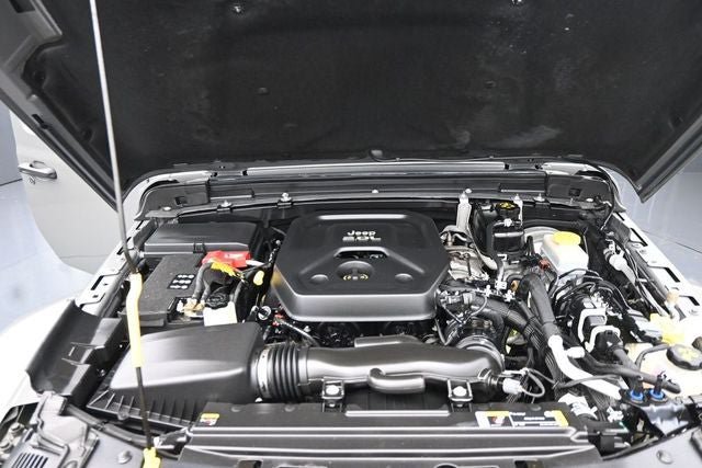 Used 2021 Jeep Wrangler Unlimited Sahara AWD/4WD image 21