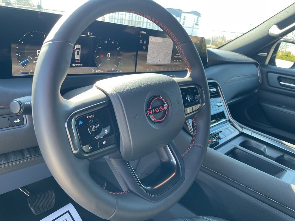 Used 2025 Nissan Armada PRO-4X image 13