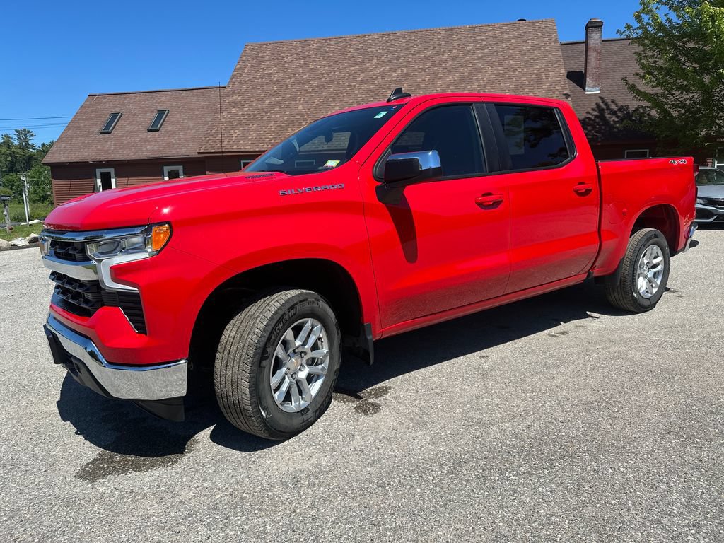 Used 2026 Chevrolet Silverado 1500 LT AWD/4WD image 1