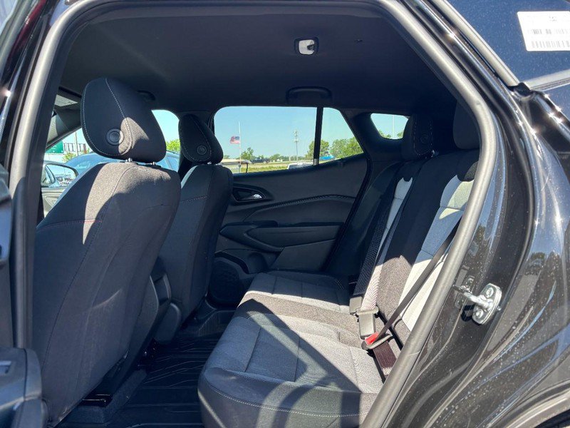 New 2026 Chevrolet Trax RS w/ Driver Confidence Package FWD image 5
