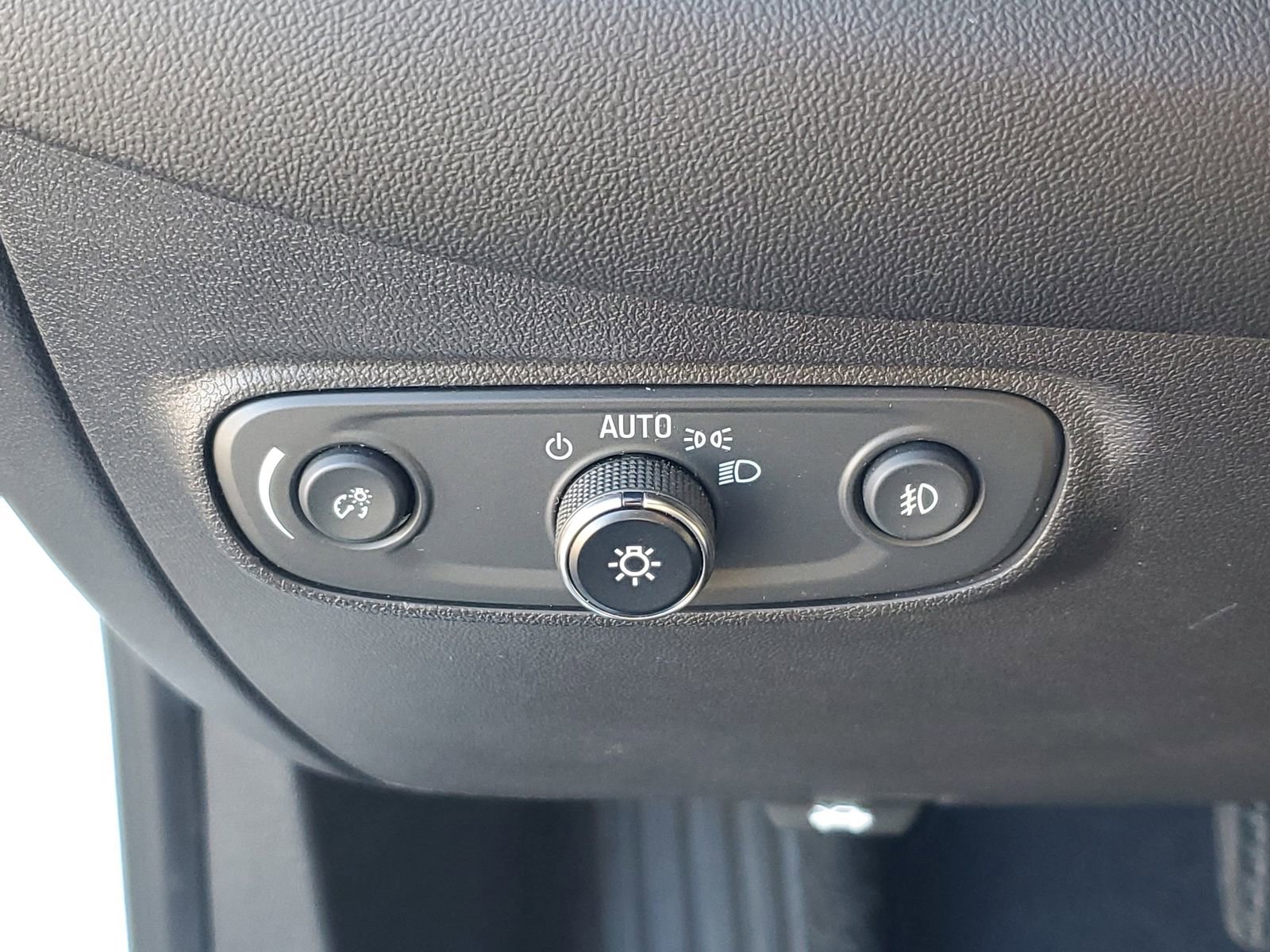 Used 2022 Chevrolet Equinox Premier image 31