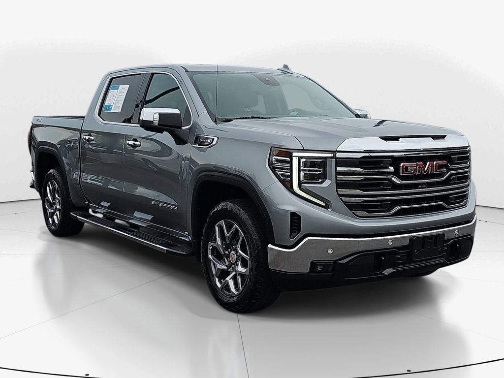 Used 2024 GMC Sierra 1500 SLT w/ SLT Premium Plus Package AWD/4WD image 3