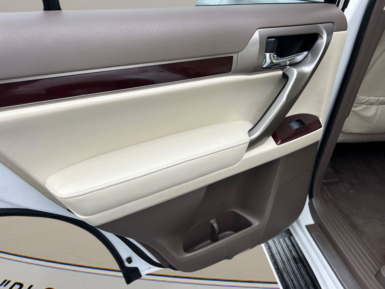 Used 2018 Lexus GX 460 Premium AWD/4WD image 17