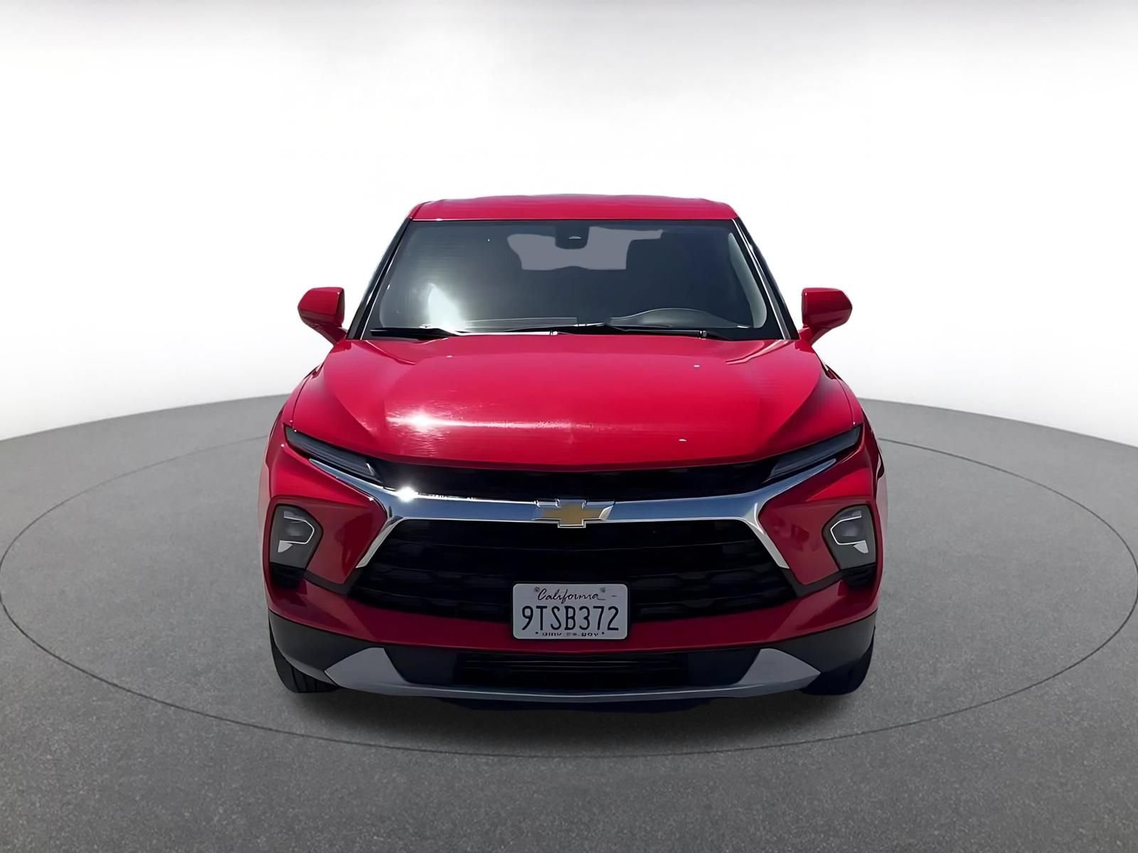 Used 2025 Chevrolet Blazer LT FWD image 4