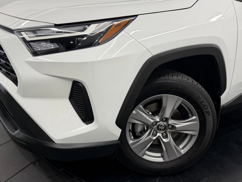 Certified 2025 Toyota RAV4 XLE w/ Convenience Package FWD image 5