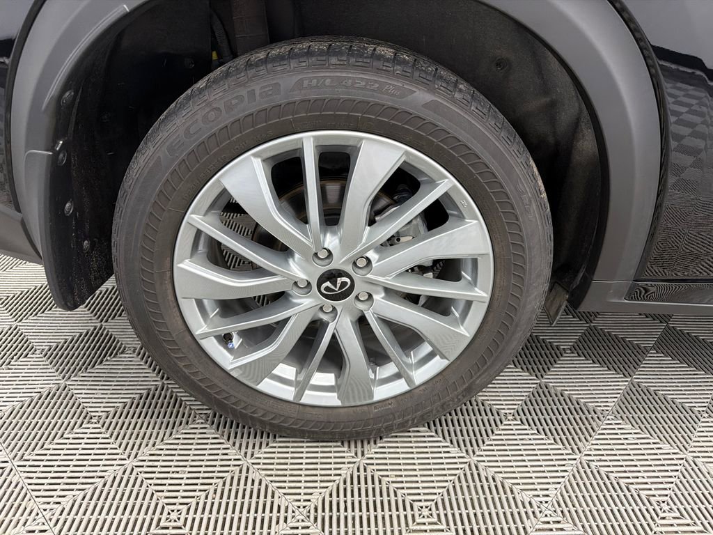 Used 2023 INFINITI QX50 Luxe image 19