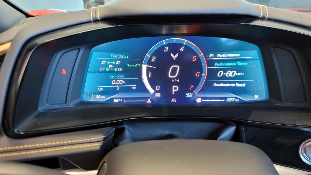 Used 2025 Chevrolet Corvette Stingray Preferred Cpe w/ 2LT image 21