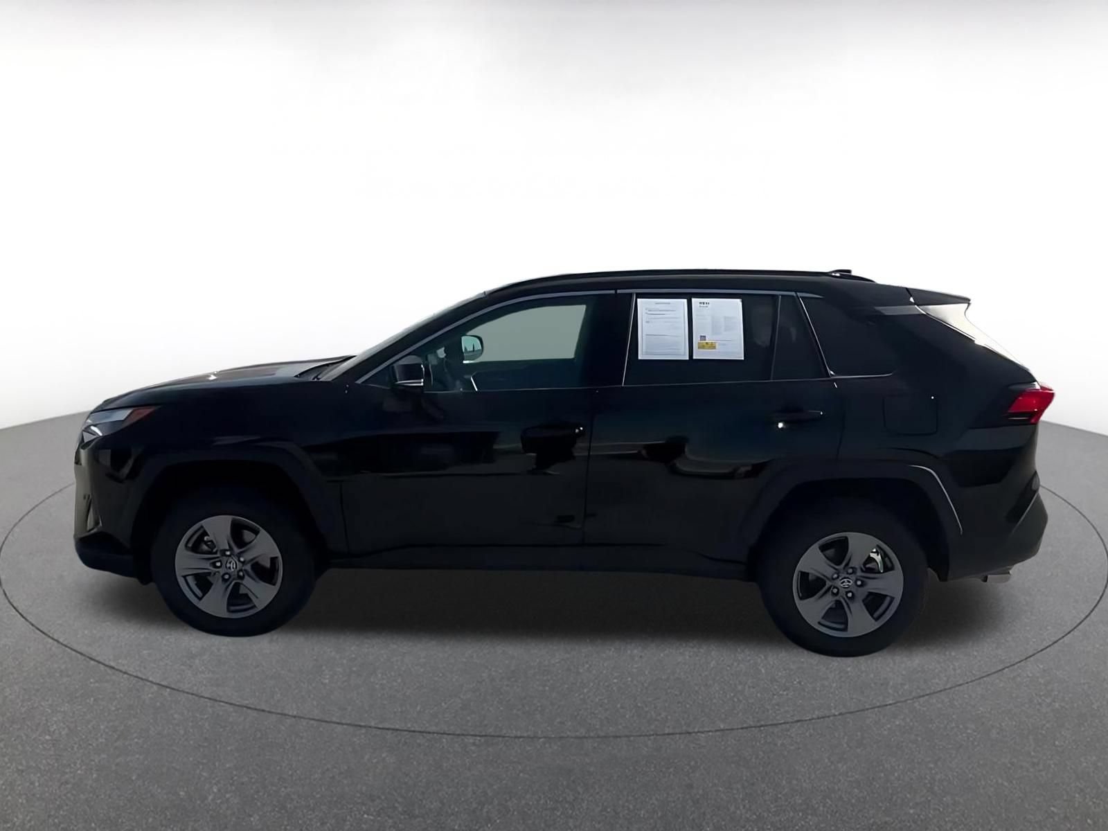 Used 2024 Toyota RAV4 XLE w/ Convenience Package AWD/4WD image 8