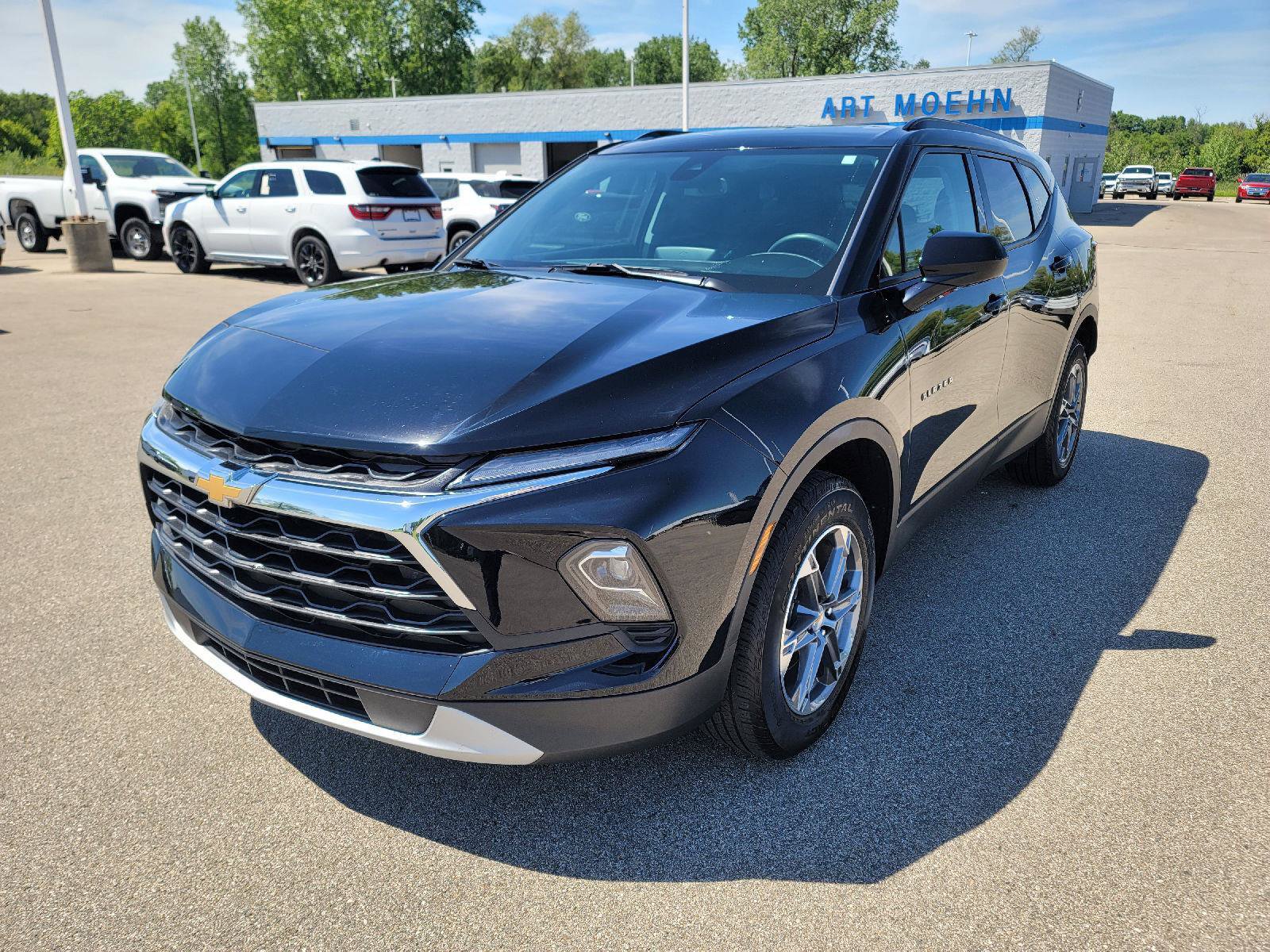Used 2024 Chevrolet Blazer LT w/ Convenience Package FWD image 12