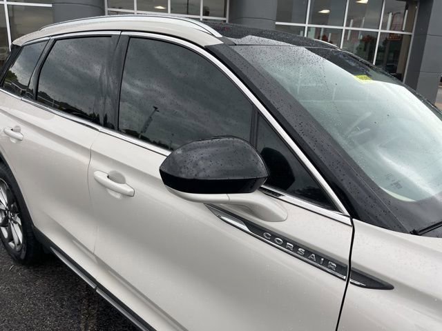 Used 2021 Lincoln Corsair AWD w/ Premium Package image 6