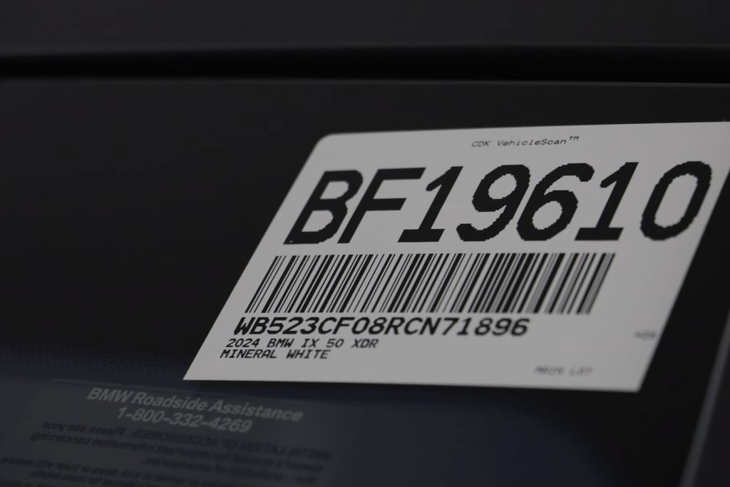 Used 2024 BMW iX xDrive50 w/ Premium Package AWD/4WD image 26