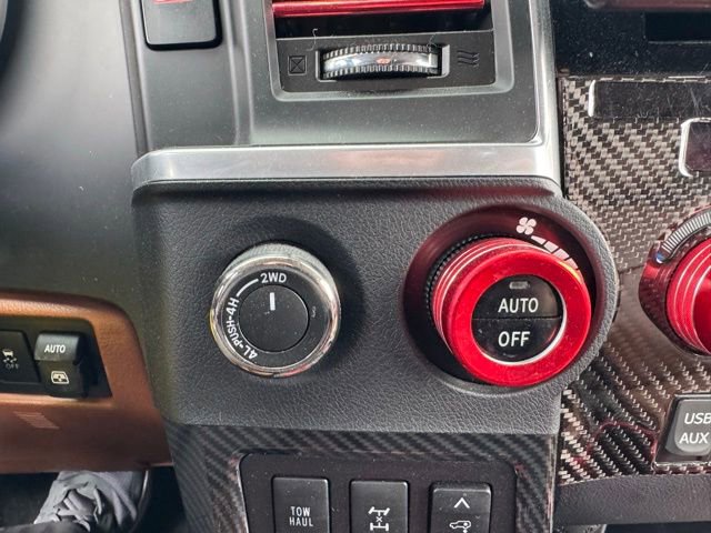 Used 2018 Toyota Sequoia Platinum image 32