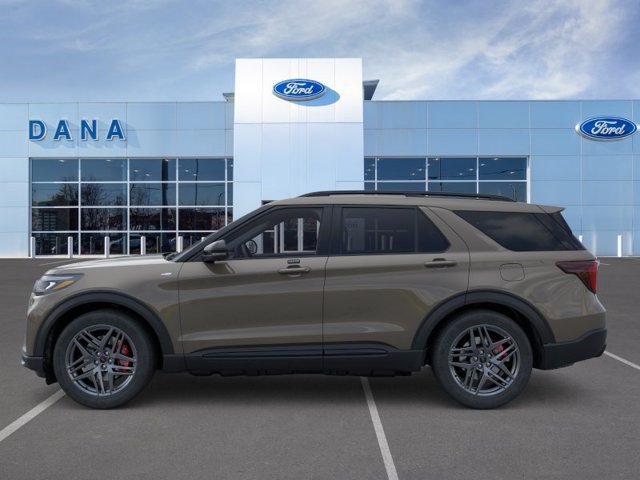 New 2026 Ford Explorer ST-Line w/ ST-Line Street Pack AWD/4WD image 3