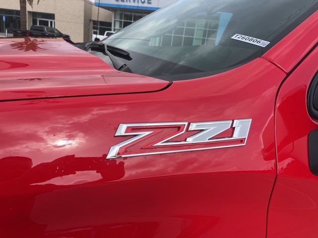 New 2026 Chevrolet Silverado 1500 LT w/ Z71 Off-Road Package AWD/4WD image 3