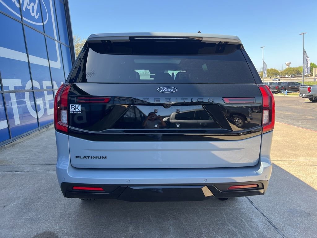 New 2026 Ford Expedition Platinum w/ Stealth Appearance Package image 6