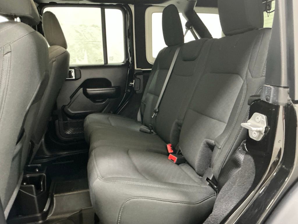 Used 2021 Jeep Wrangler Unlimited Sport image 15