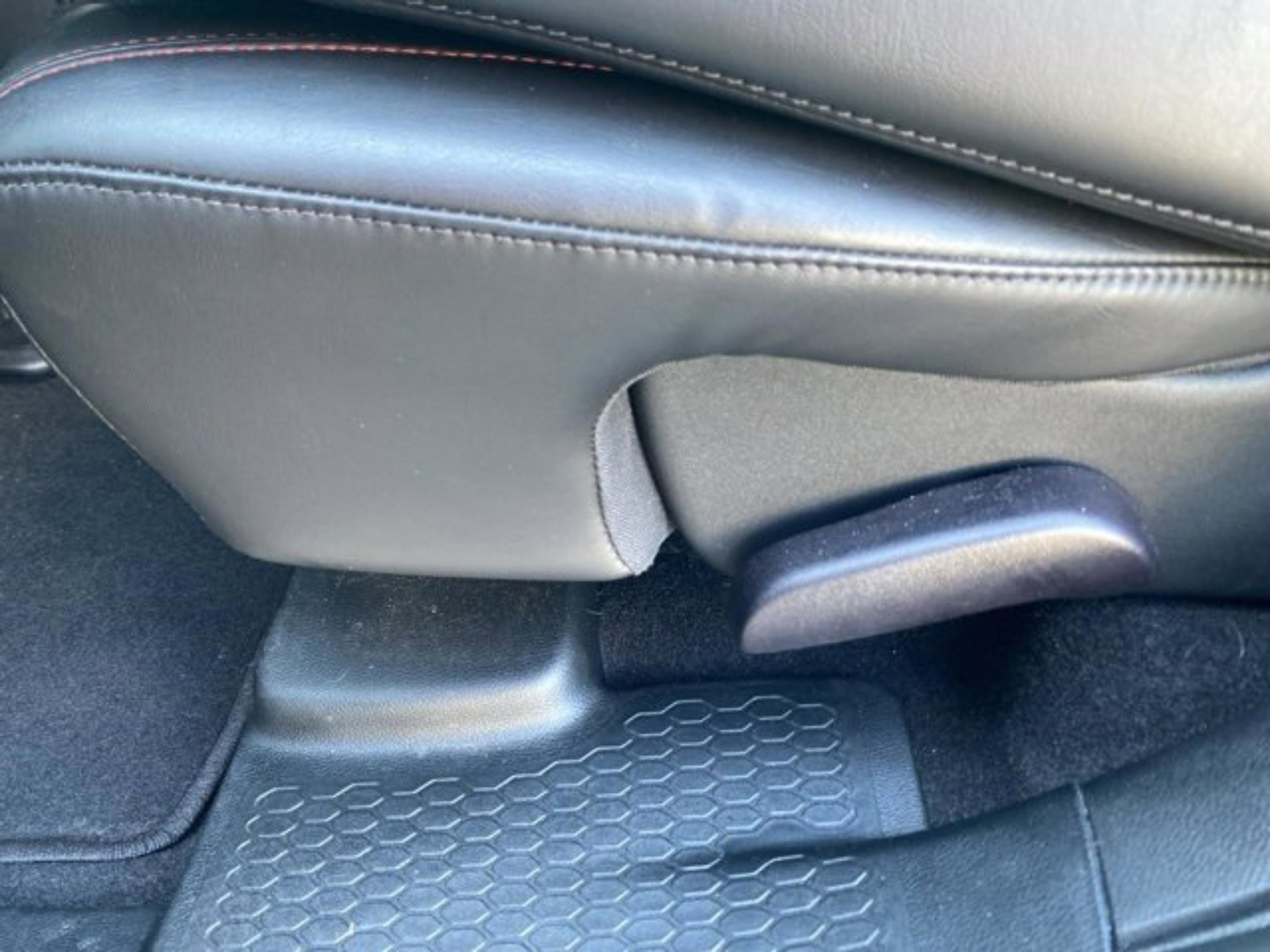 Used 2025 Dodge Durango R/T image 33