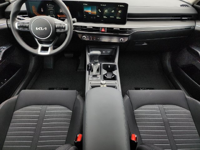 New 2025 Kia K5 LXS FWD image 22