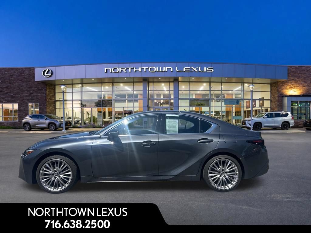 Used 2023 Lexus IS 300 AWD w/ Premium Package image 3