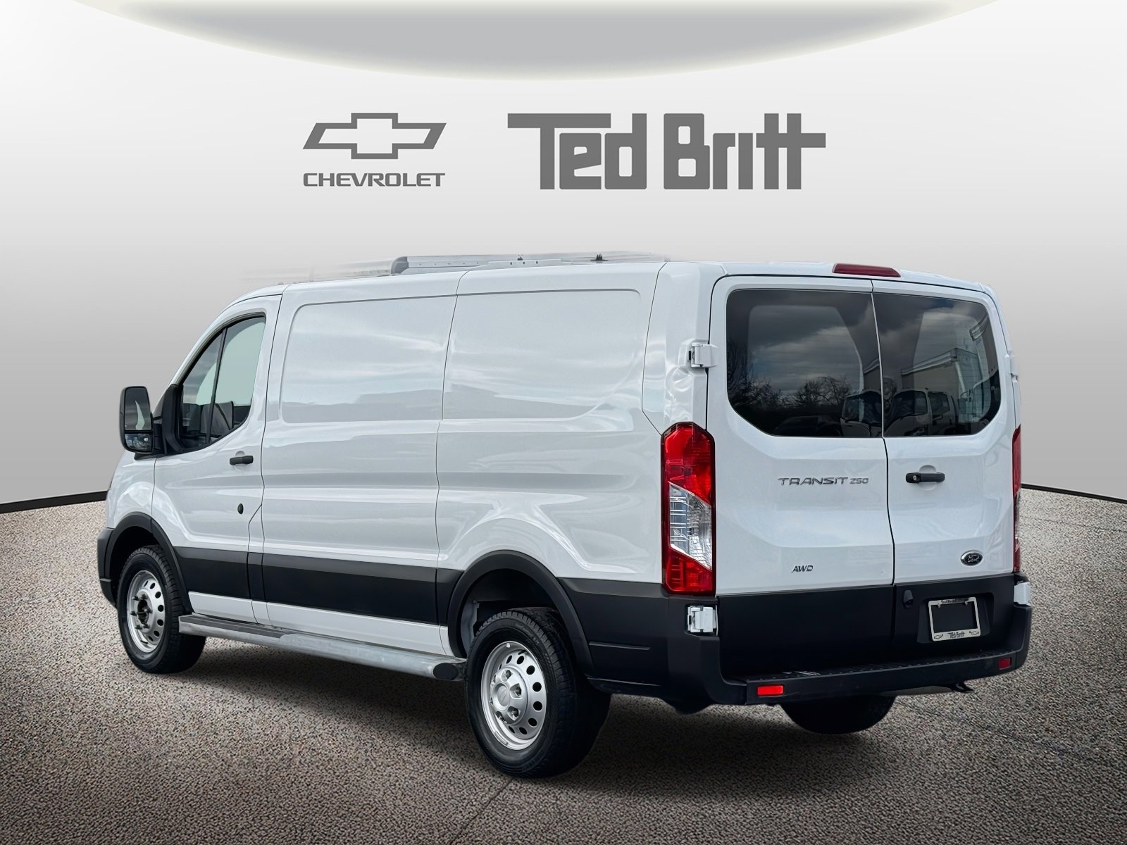 Used 2024 Ford Transit 250 Low Roof AWD w/ Exterior Upgrade Package image 6