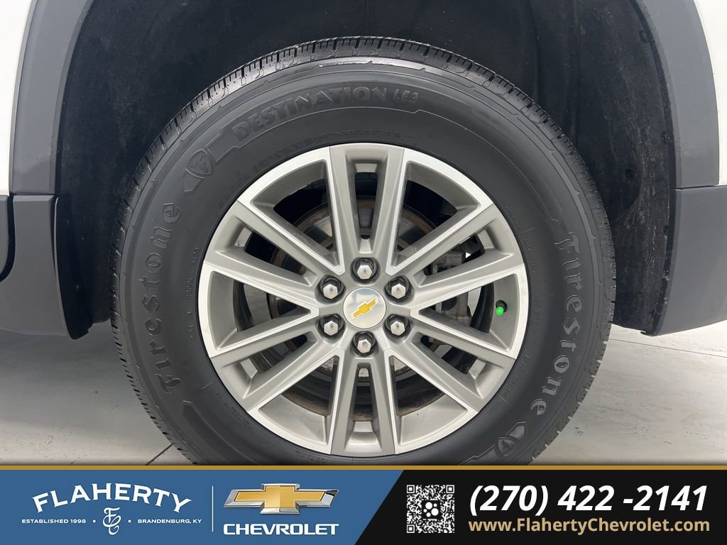 Used 2023 Chevrolet Traverse LT w/ LPO, Floor Liner Package image 20