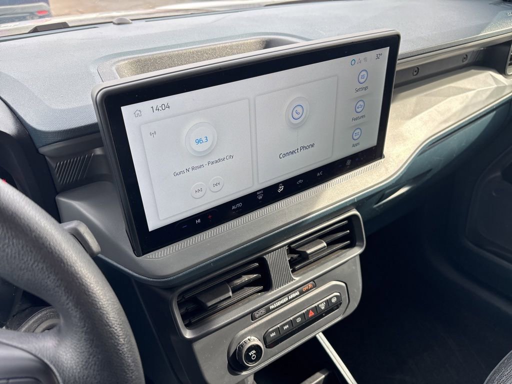 Used 2025 Ford Maverick XL w/ Equipment Group 101A image 17