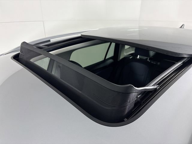 New 2025 Volkswagen Tiguan SE image 22