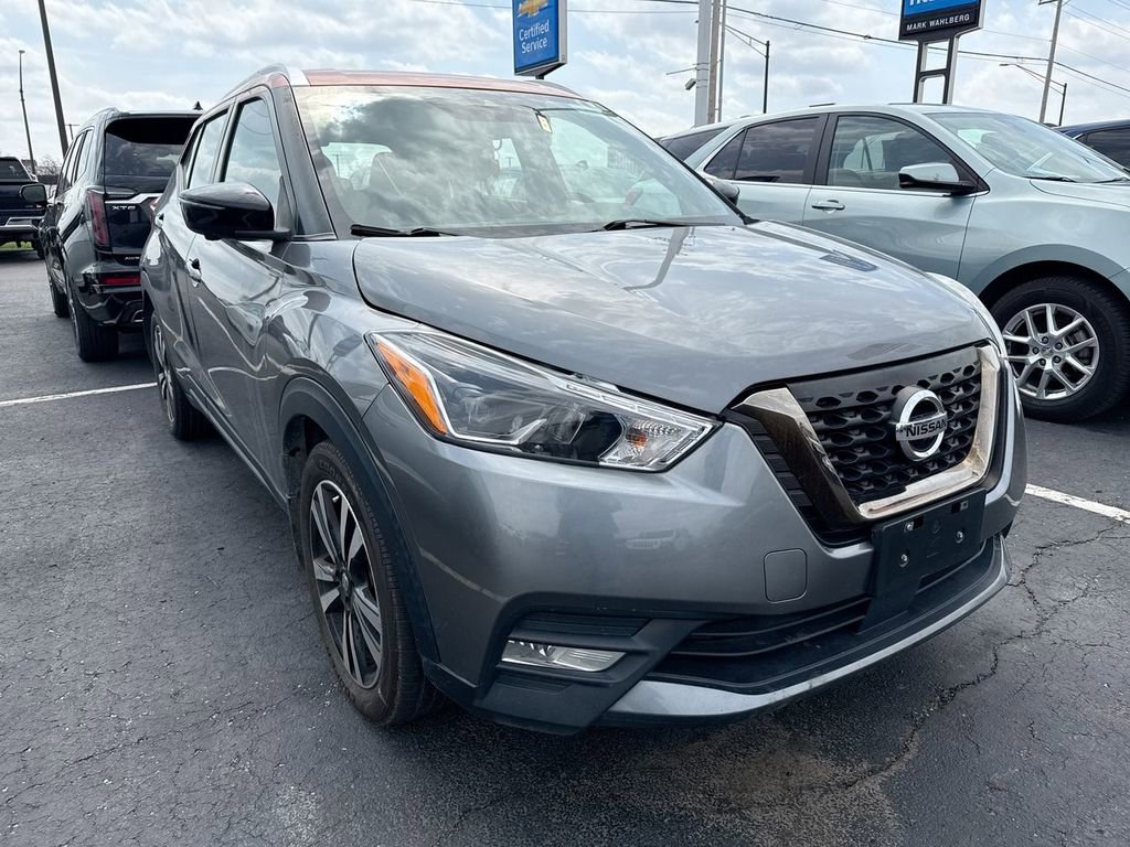 Used 2020 Nissan Kicks SR image 4