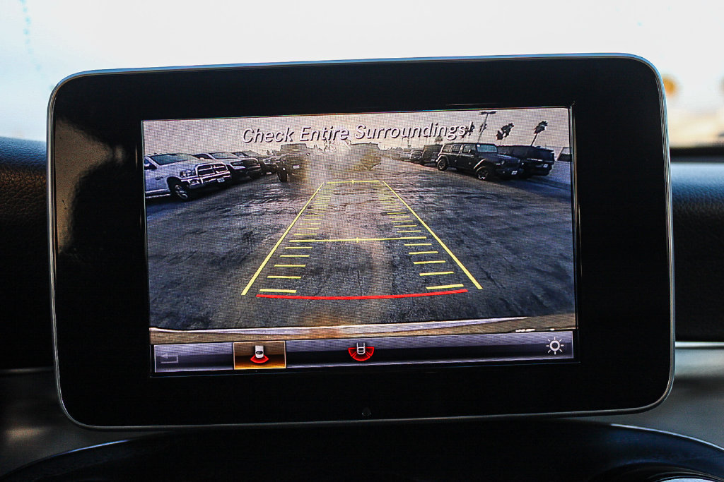 Used 2019 Mercedes-Benz GLC 300 image 24