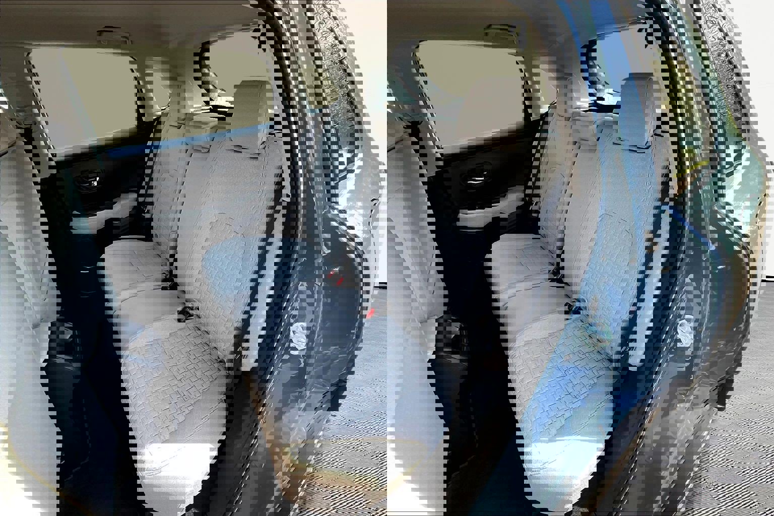 Used 2023 Honda HR-V LX image 22