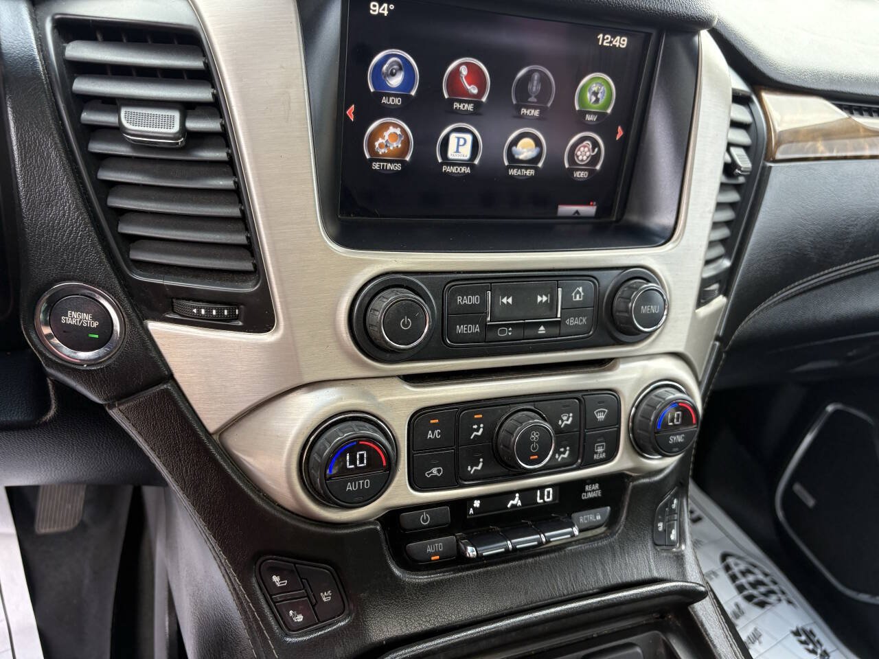 Used 2015 GMC Yukon Denali w/ Touring Package AWD/4WD image 30