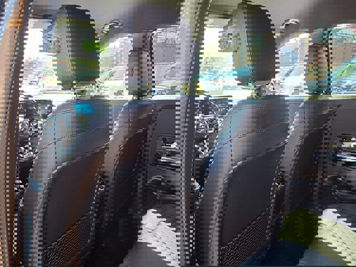 Used 2021 Mercedes-Benz GLA 250 w/ Premium Package image 25