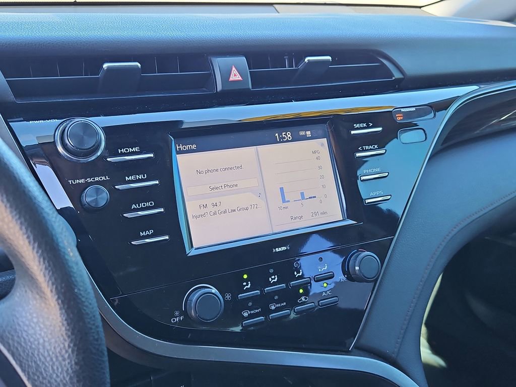 Used 2020 Toyota Camry LE image 25