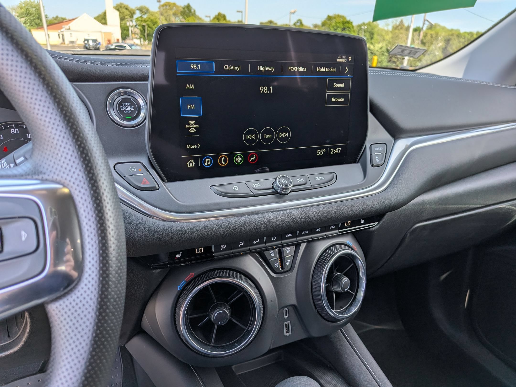 Certified 2024 Chevrolet Blazer LT w/ Convenience Package FWD image 12
